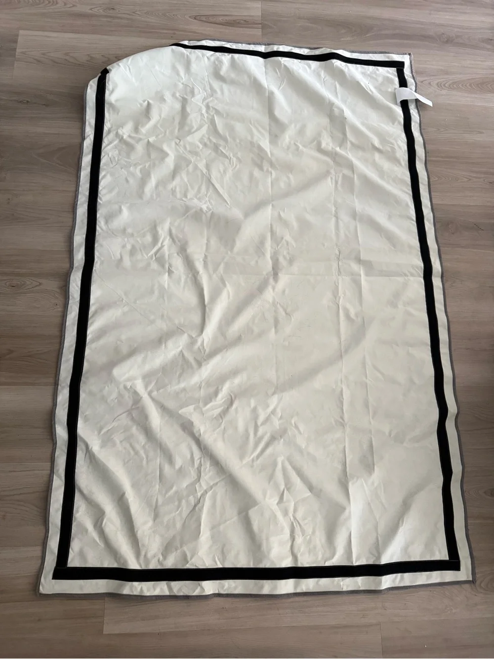 Sleep Out Curtain selling as